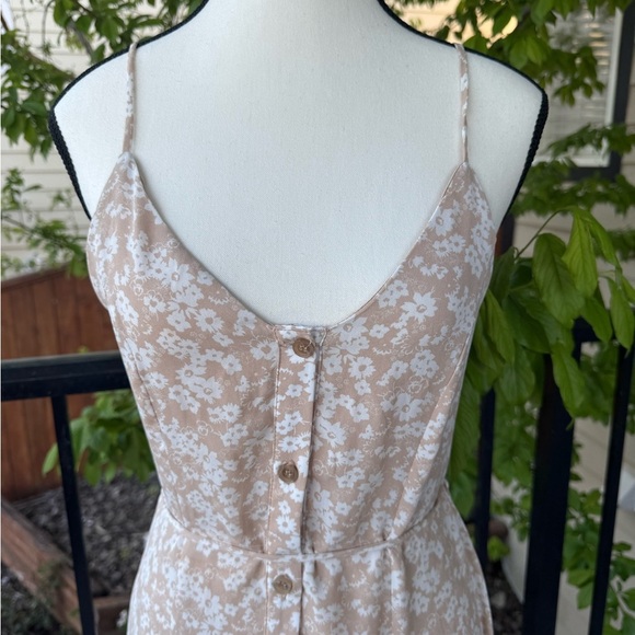 Floral Button-Down Spaghetti Strap Dress - Picture 2 of 7